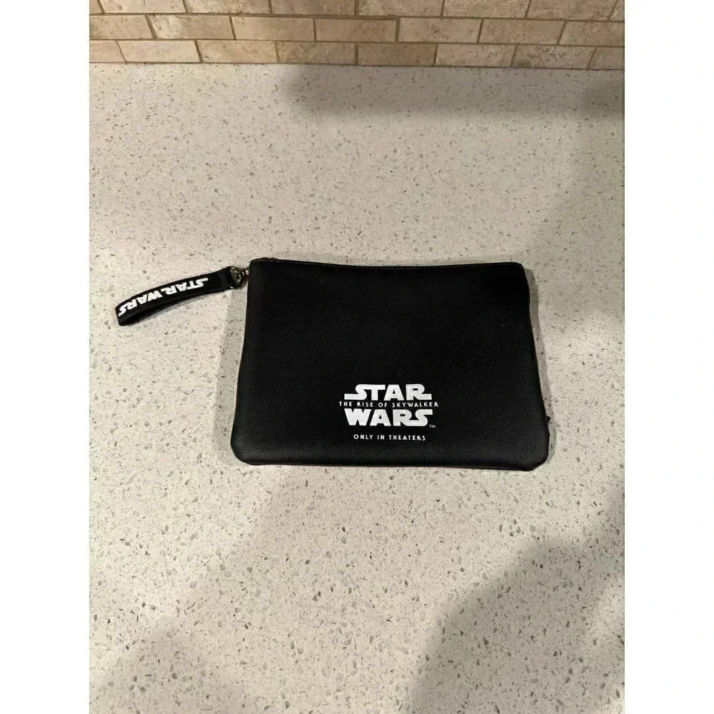 Star Wars‎ Rise Of Skywalker Black Vinyl Clutch Cosmetics Bag United Airlines bw